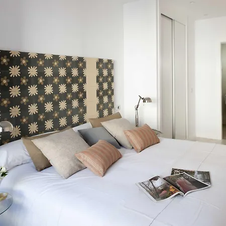 Eric Voekel Boutique Apartments - Atocha Suites-2